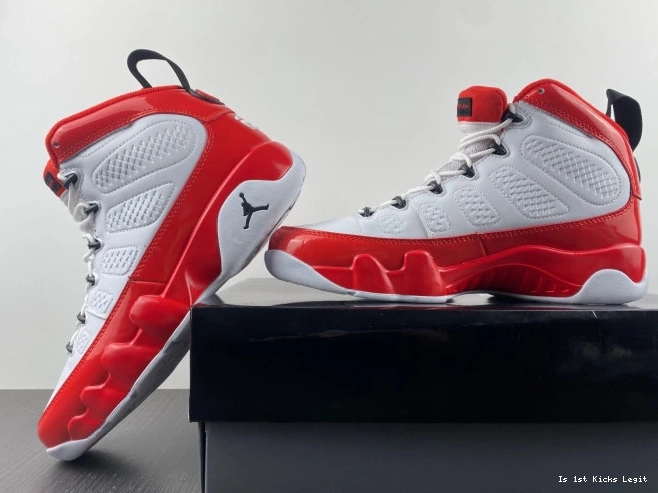 Red Jordan Gym 302370-160 White 9 Retro Air 0814